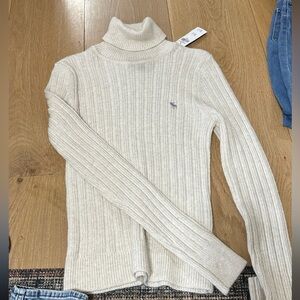 abercrombie sweater